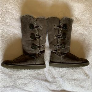 Grey Button Uggs